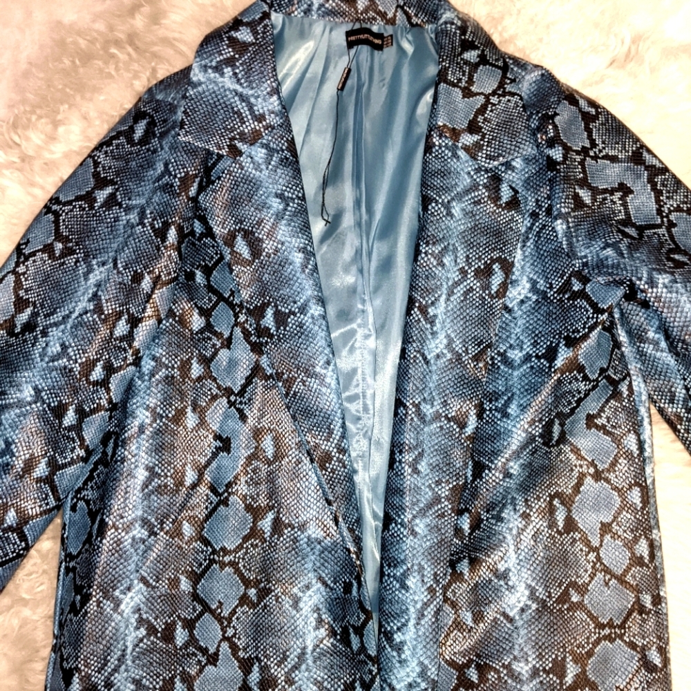 Pretty little thing oversized snakeskin blazer